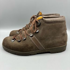 Wilderness Wolverine Vintage Boots Women’s Size 6 M Brown Leather‎ Vibram Italy